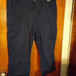 Lee Women's Navy Cropped Pants